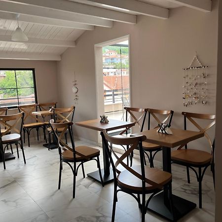 Small Hotel Ora Pogradaş Dış mekan fotoğraf